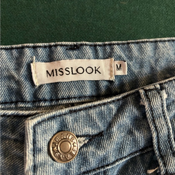 Miss look floral jeans sz Medium. Like new condition. - Picture 4 of 6